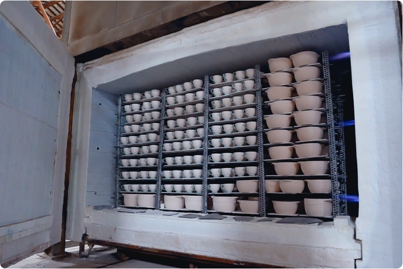 dinnerware manufacturer