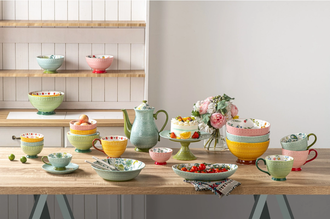 Wholesale Embossed Porcelain Dinnerware
