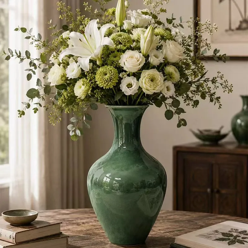 Wholesale stoneware ceramic vase with green color glaze