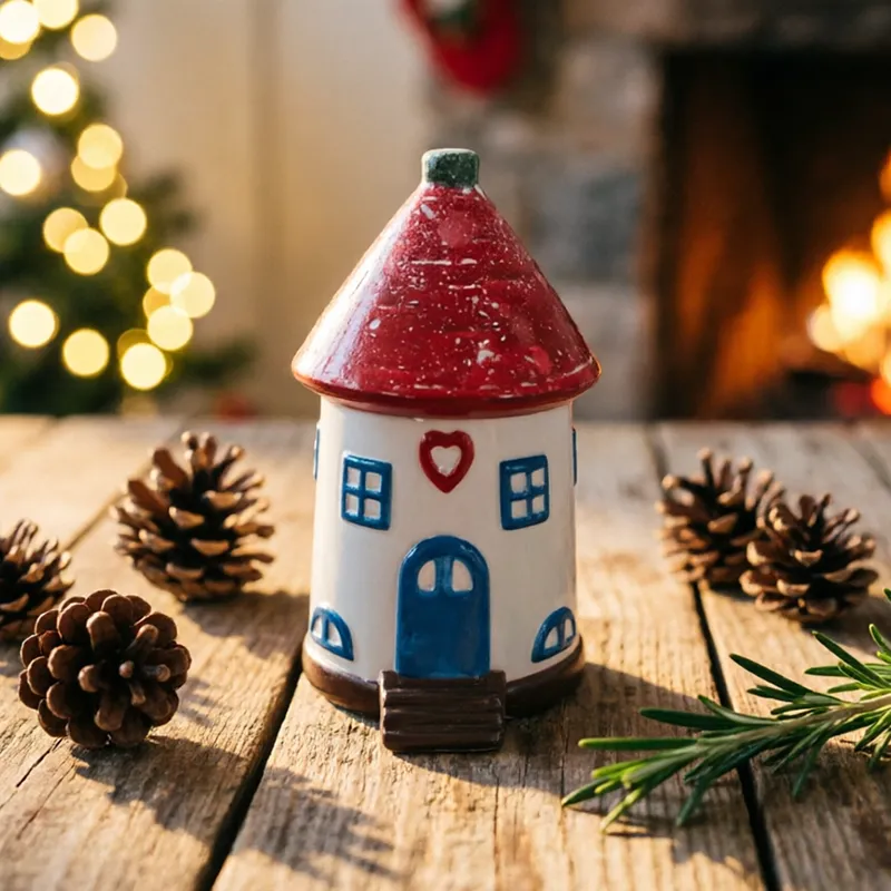 wholesale creative design house shape ceramic candle jar