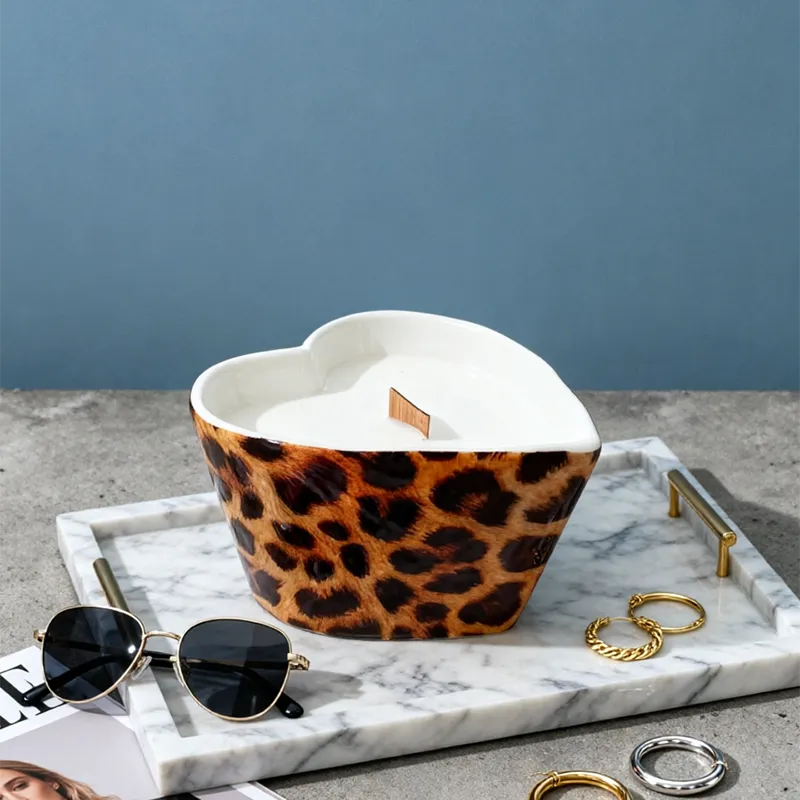 wholesale heart shape ceramic home decoration candle vessel jar